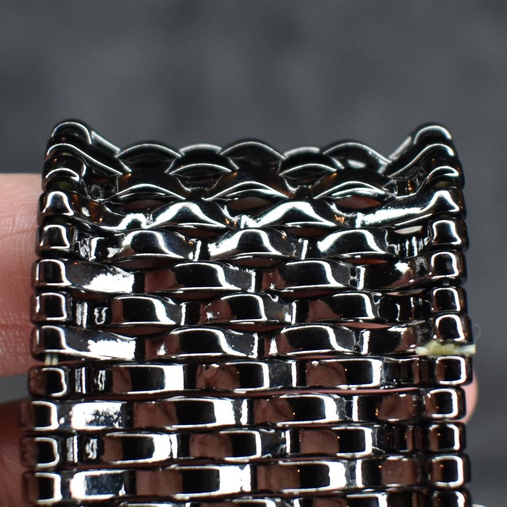 NWT Saks Fifth Avenue Black Metal Stretch Bracelet - Picture 10 of 10